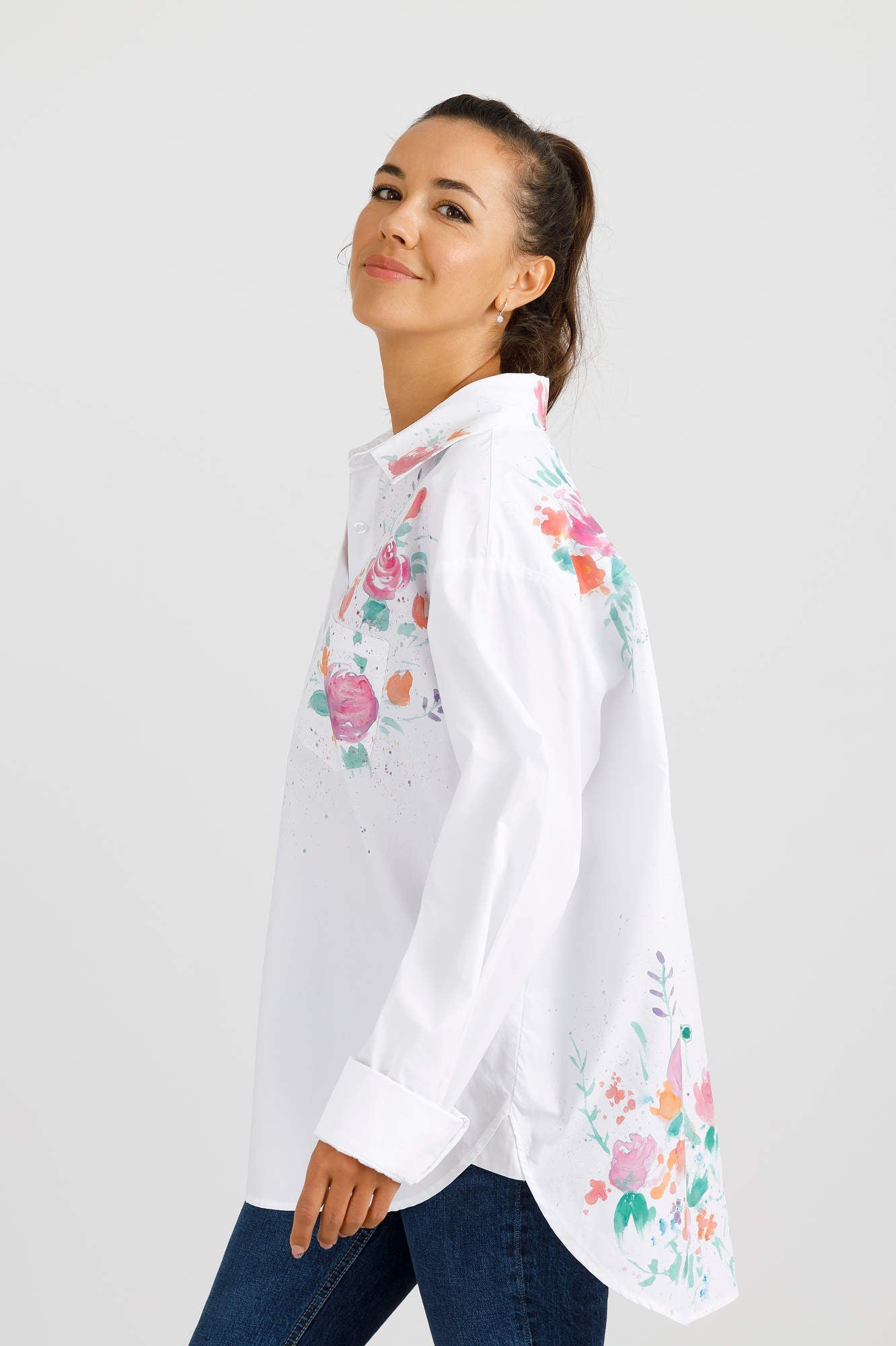 Women's open back shirt "Joy"