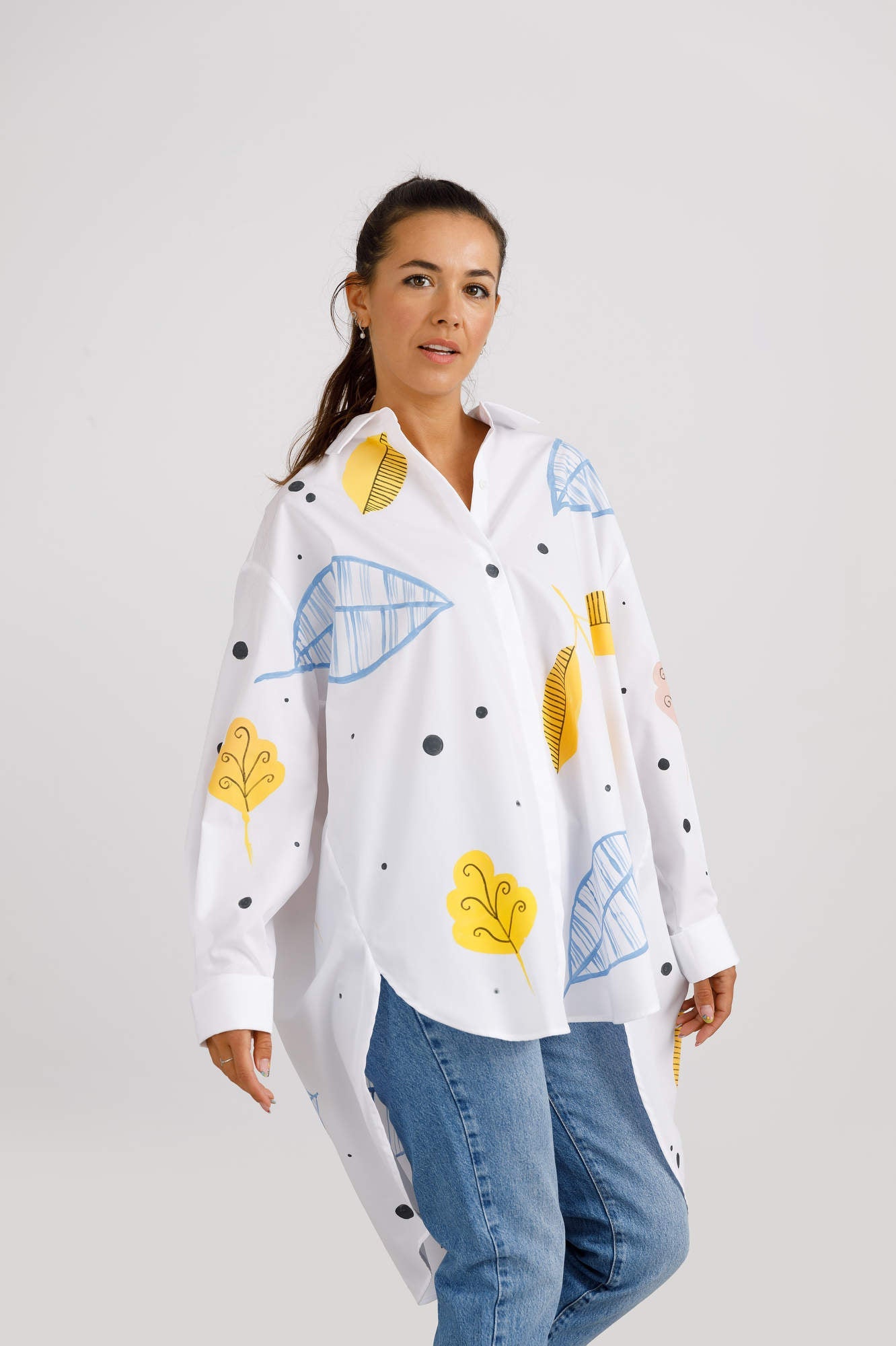 Women's open back shirt "Joy"