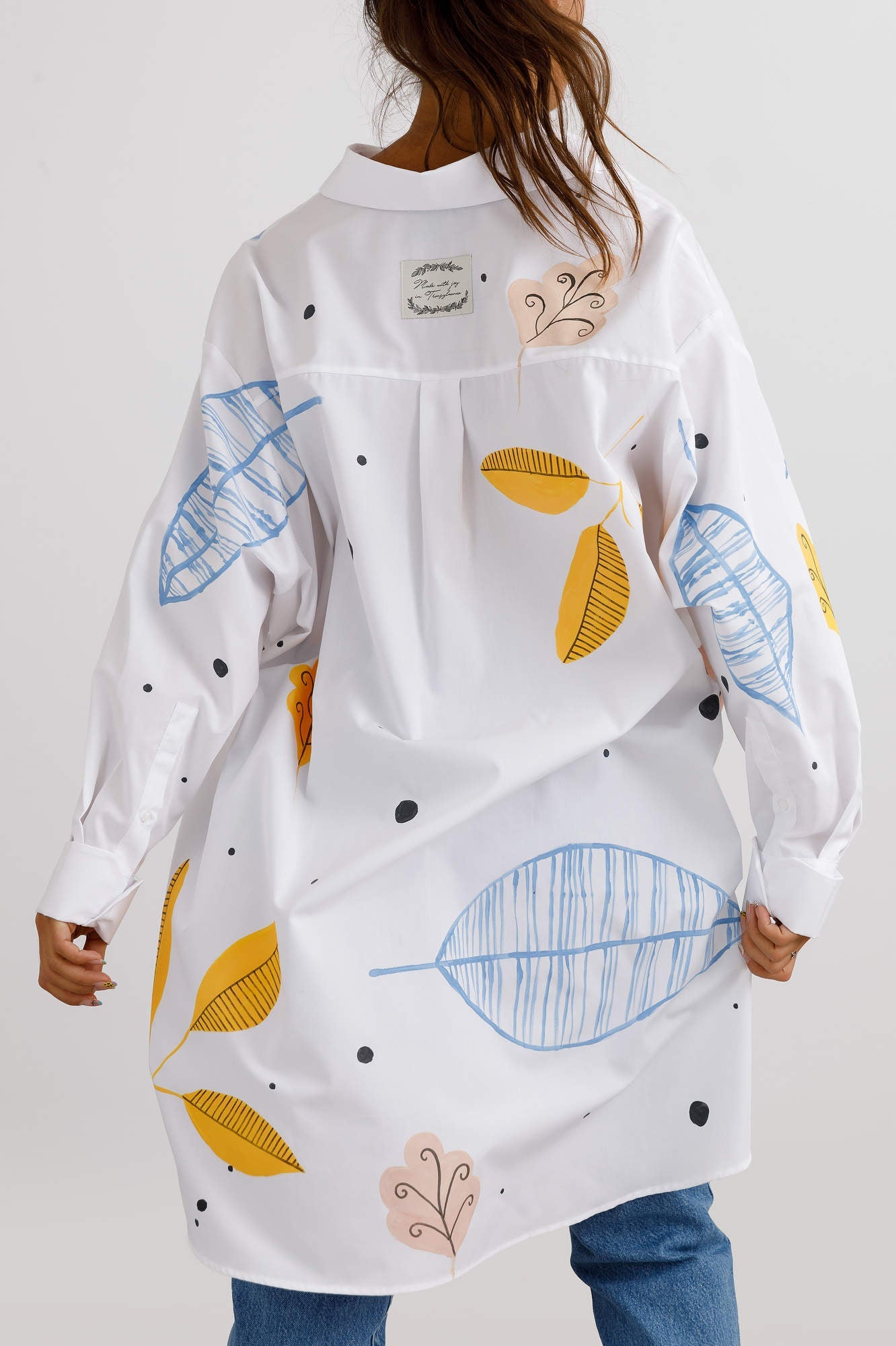 Women's open back shirt "Joy"