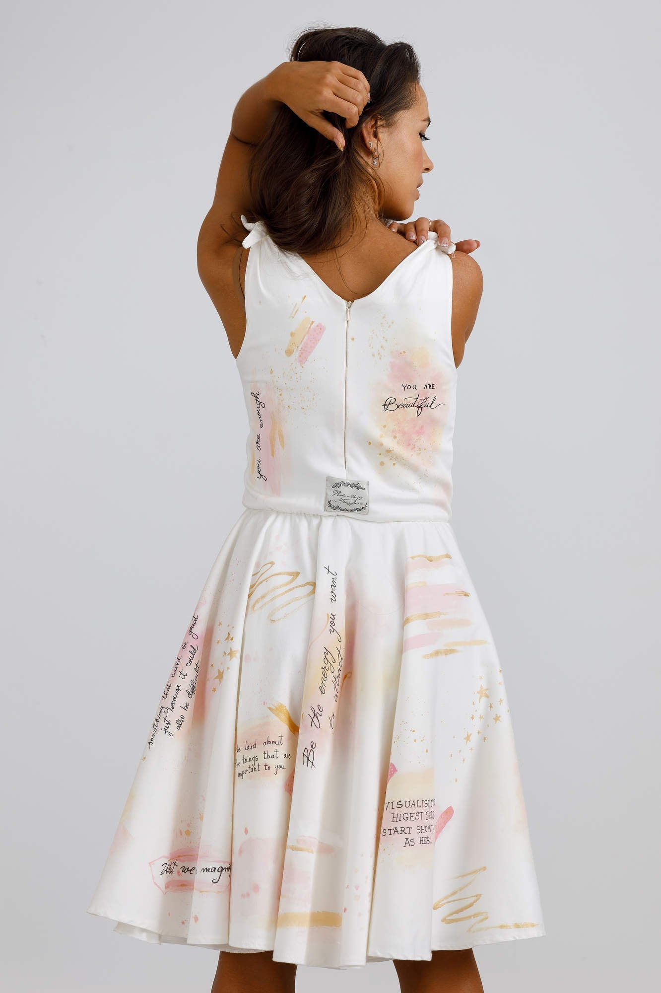 Women's open back shirt "Joy"