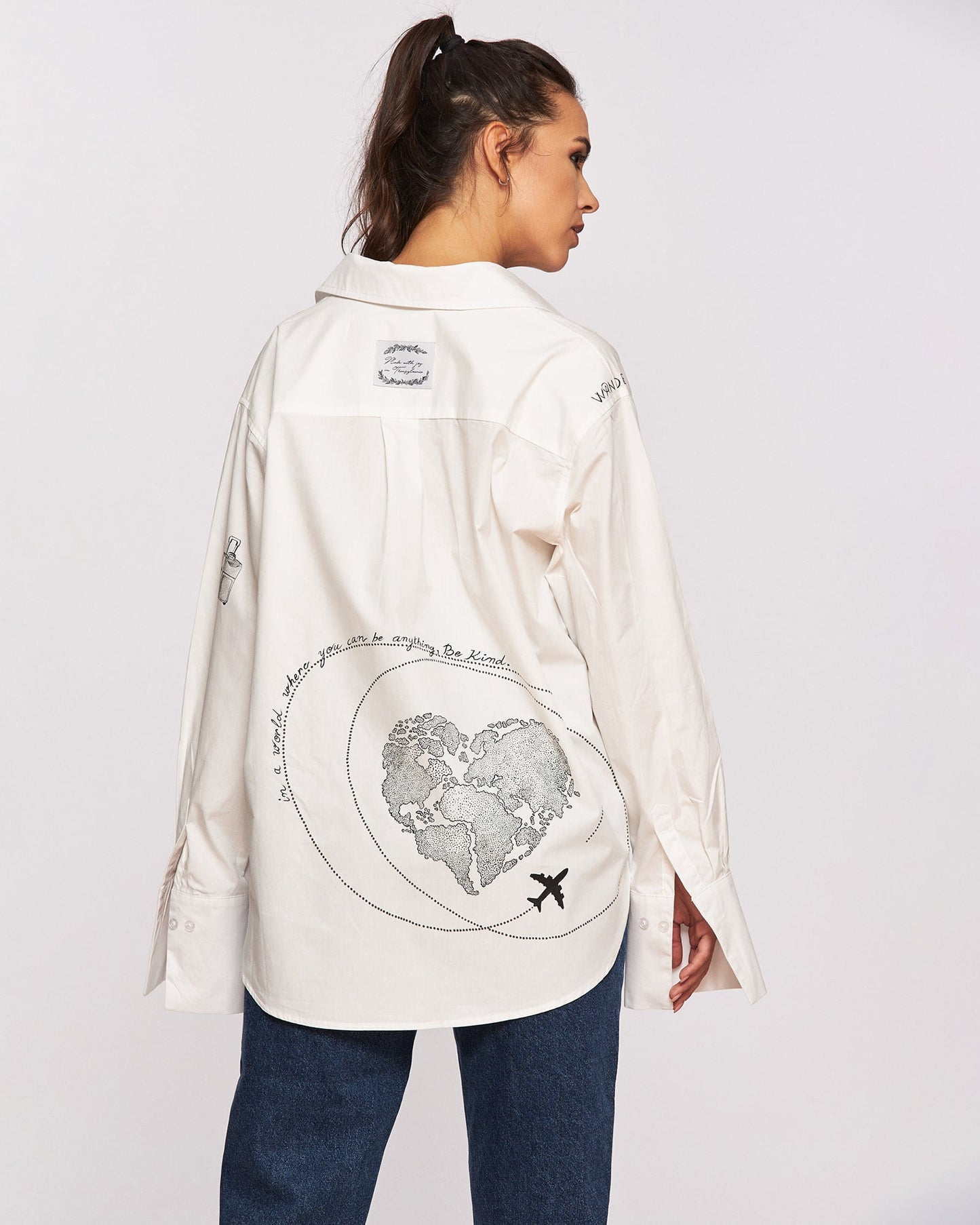 Oversized women's shirt "Fly me to Paris"