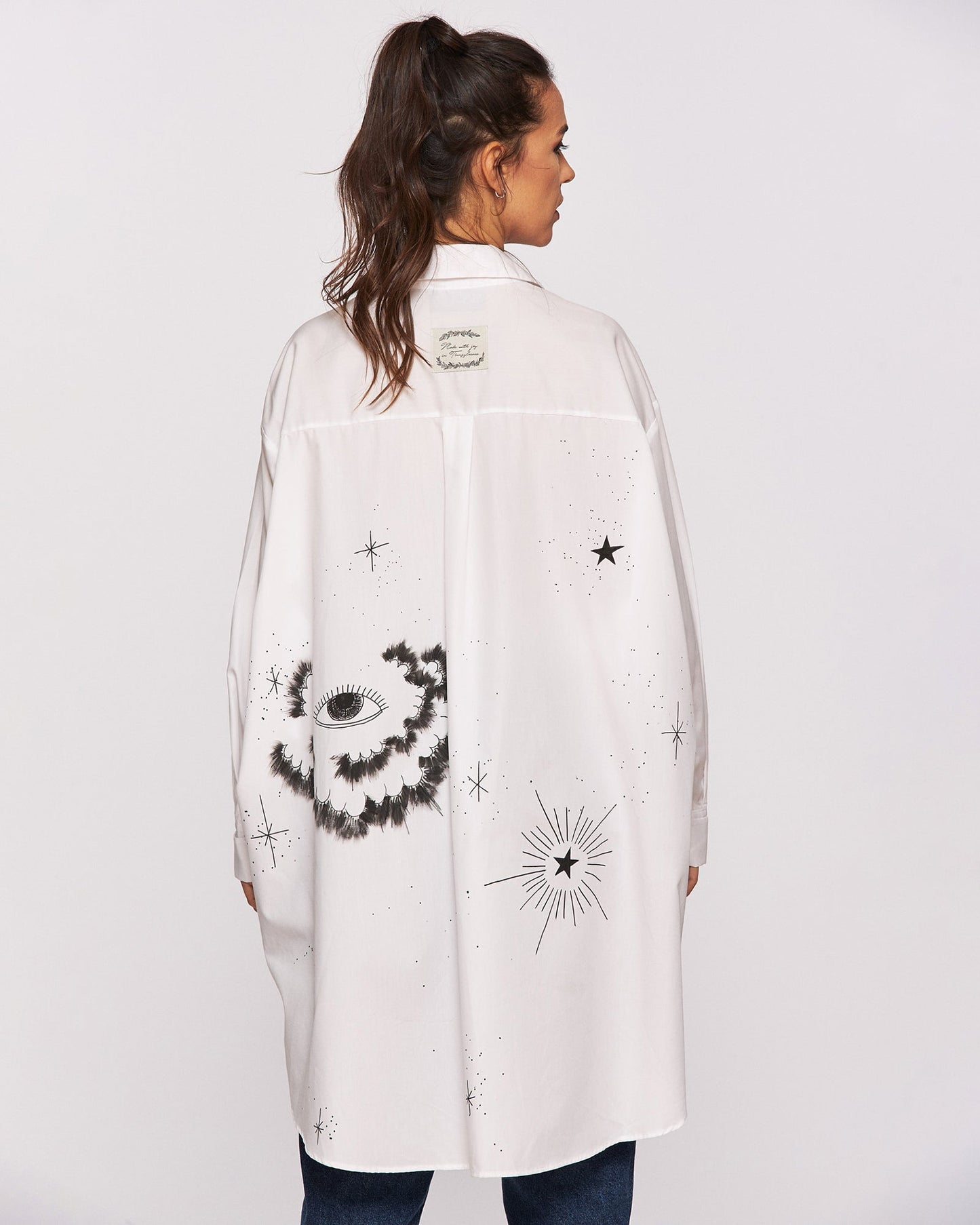 Hand painted shirt "I can see you"