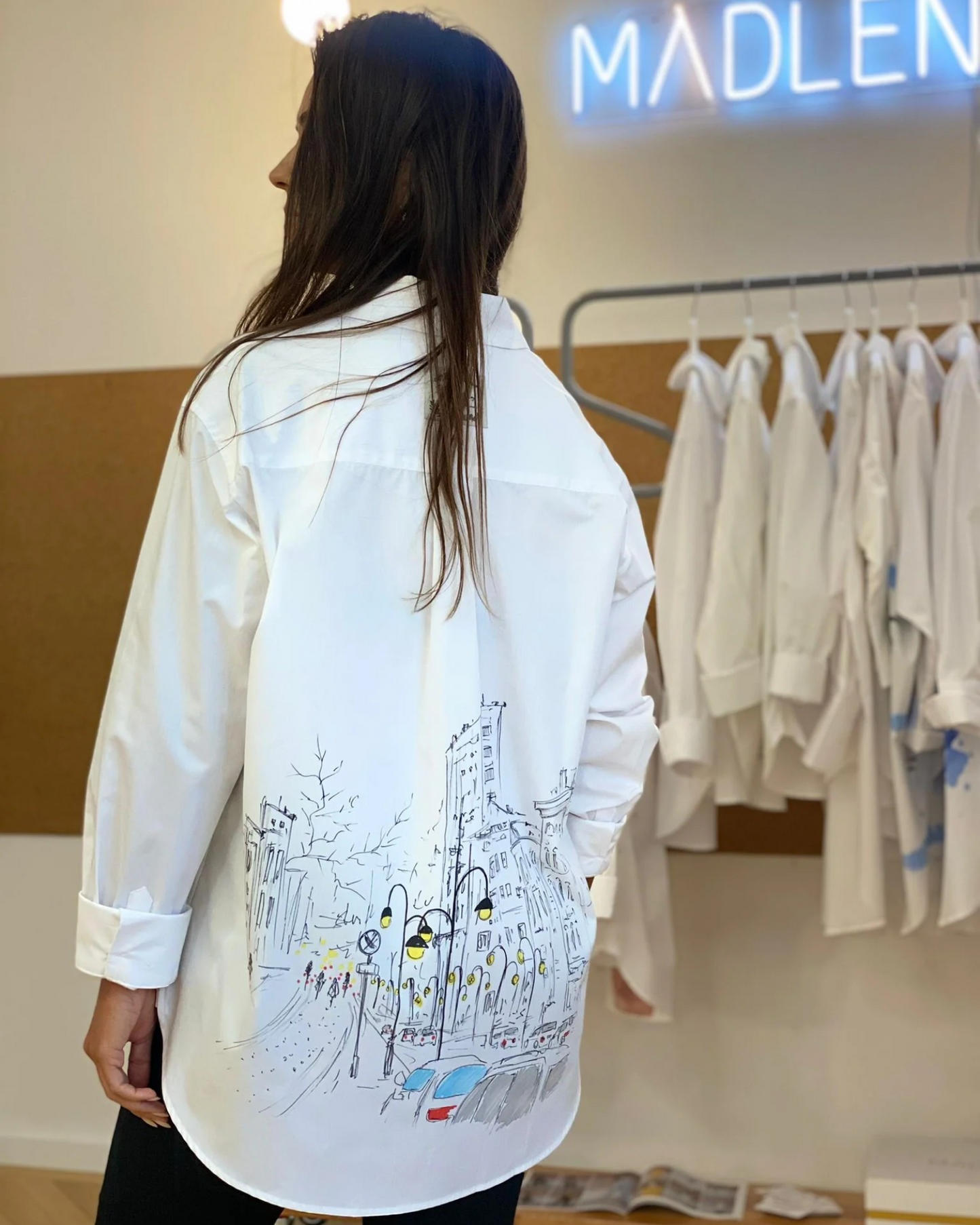 Women's open back shirt "Joy"