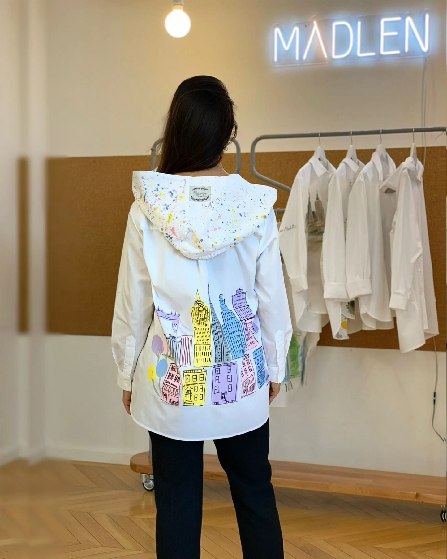 CĂMAȘĂ DAMĂ PICTATĂ MANUAL "COLORFUL CITY"