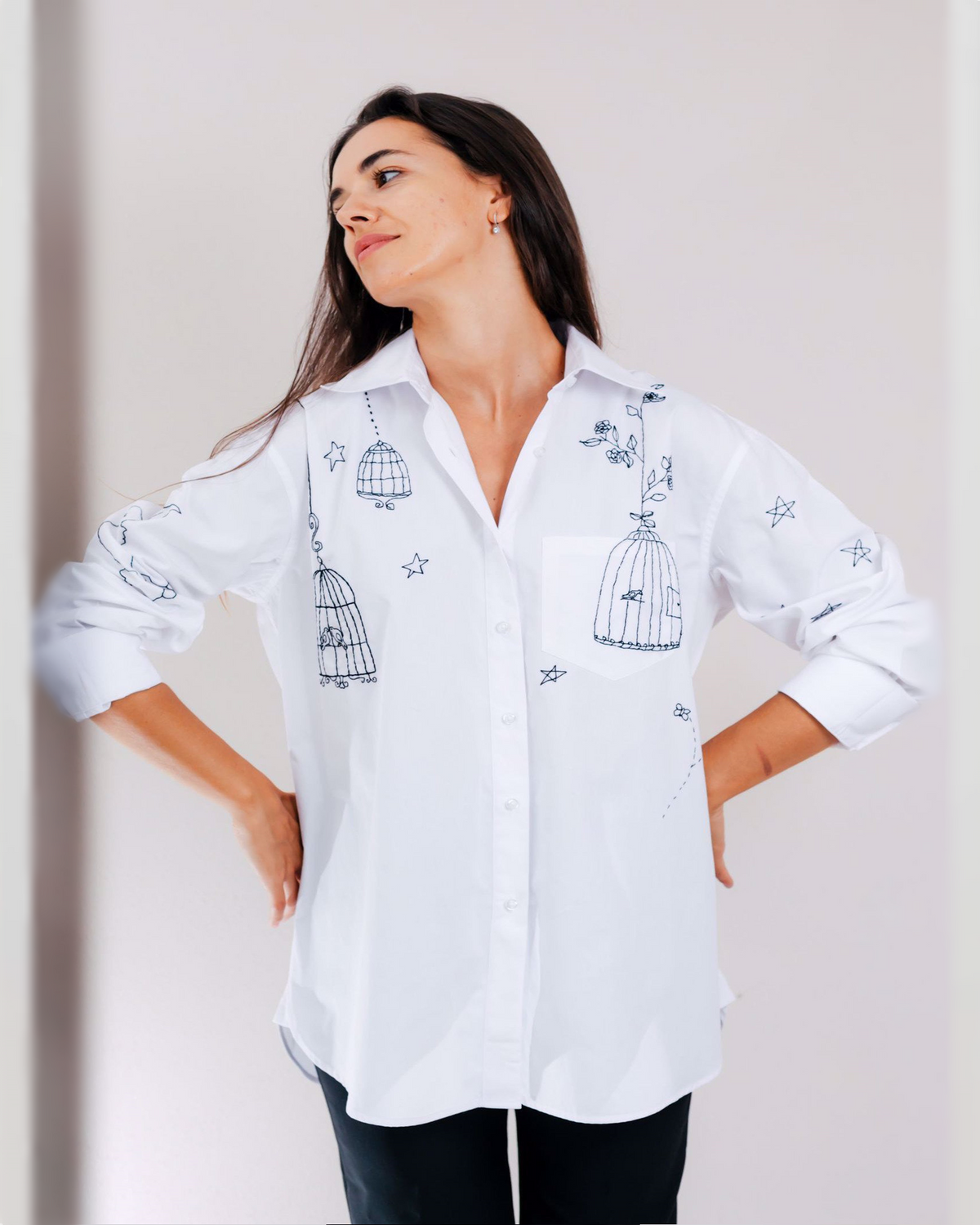 Women&#39;s hand-embroidered shirt &quot;Freedom&quot;