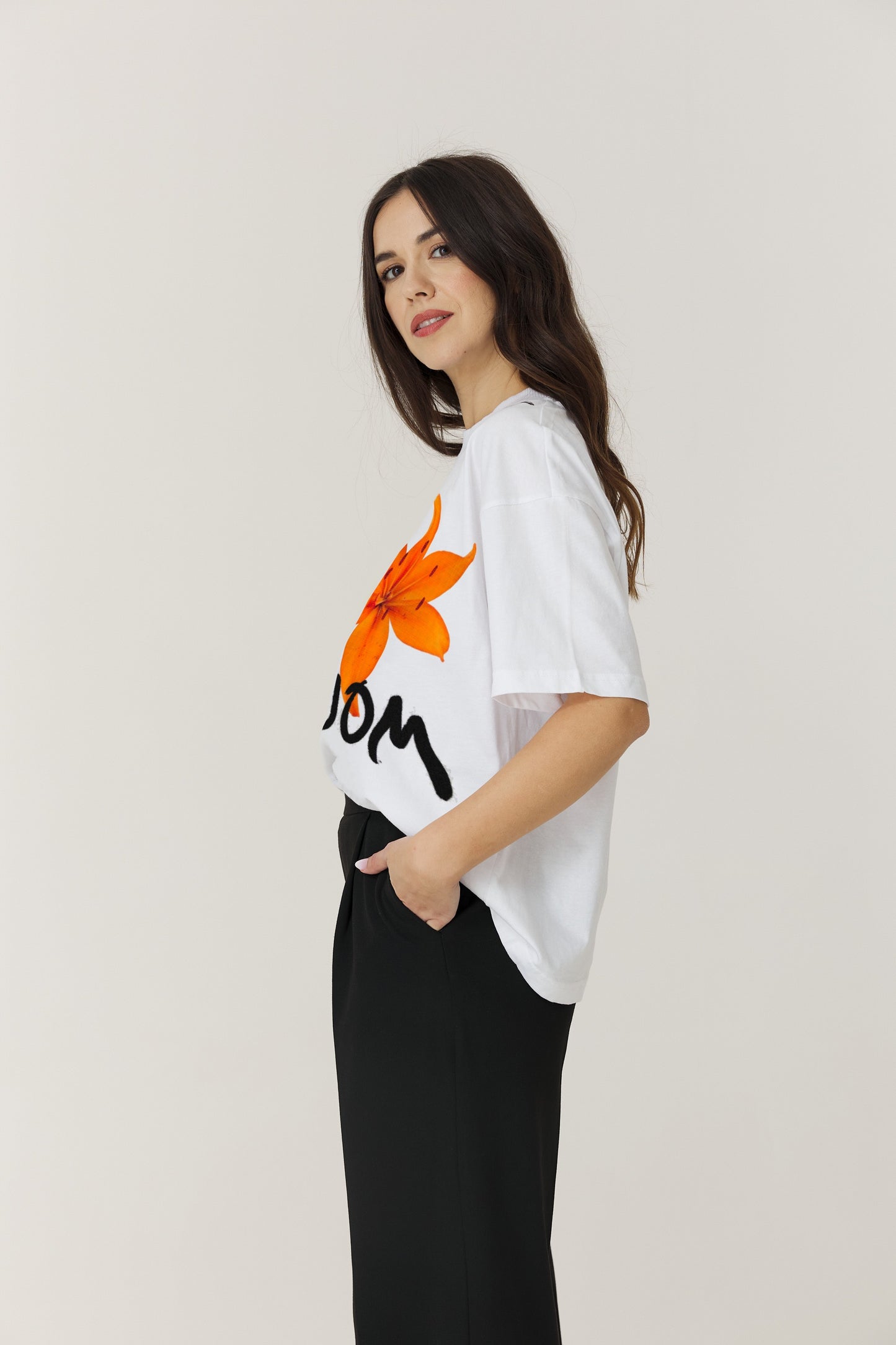 Tricou damă premium "Orange Bloom"