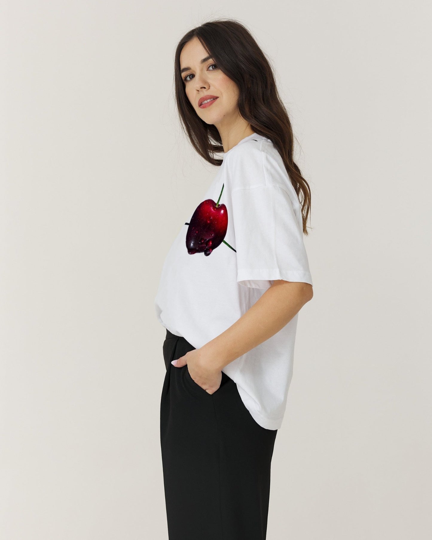 Tricou damă premium "Mystery Cherries"