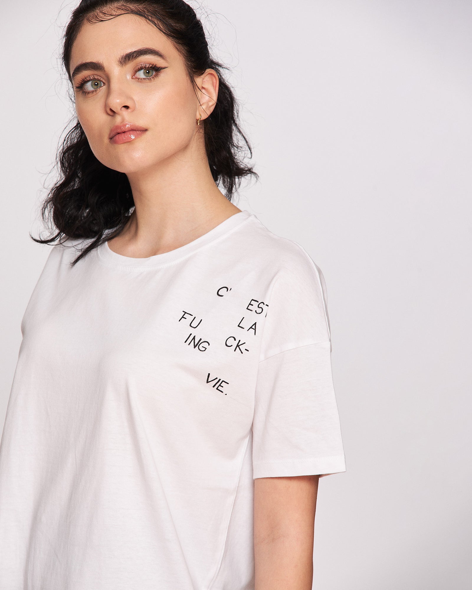 Women's T-shirt "C'est la Vie"