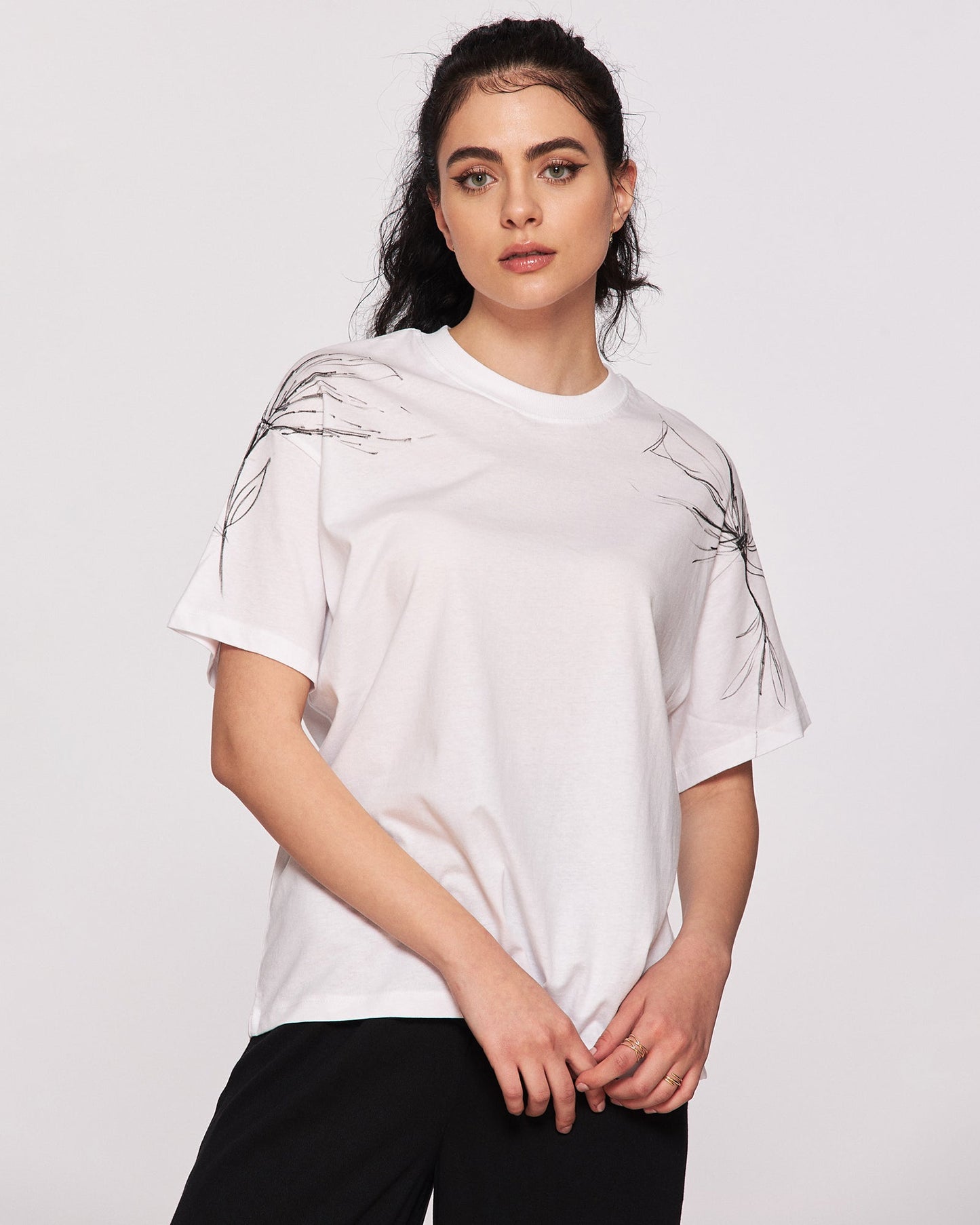 Women's T-Shirt "Magic Thoughts"