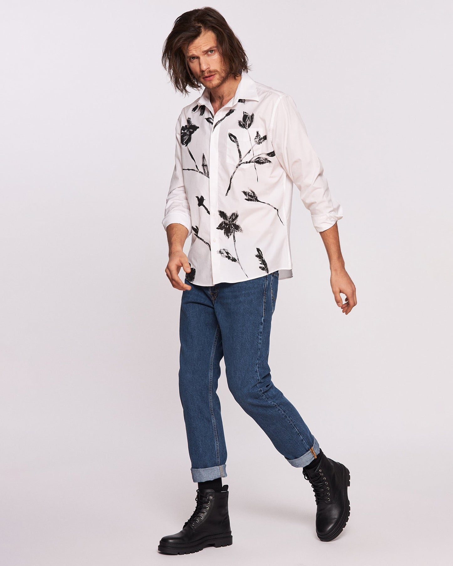 Hand-painted men's shirt "Monochrome flowers"