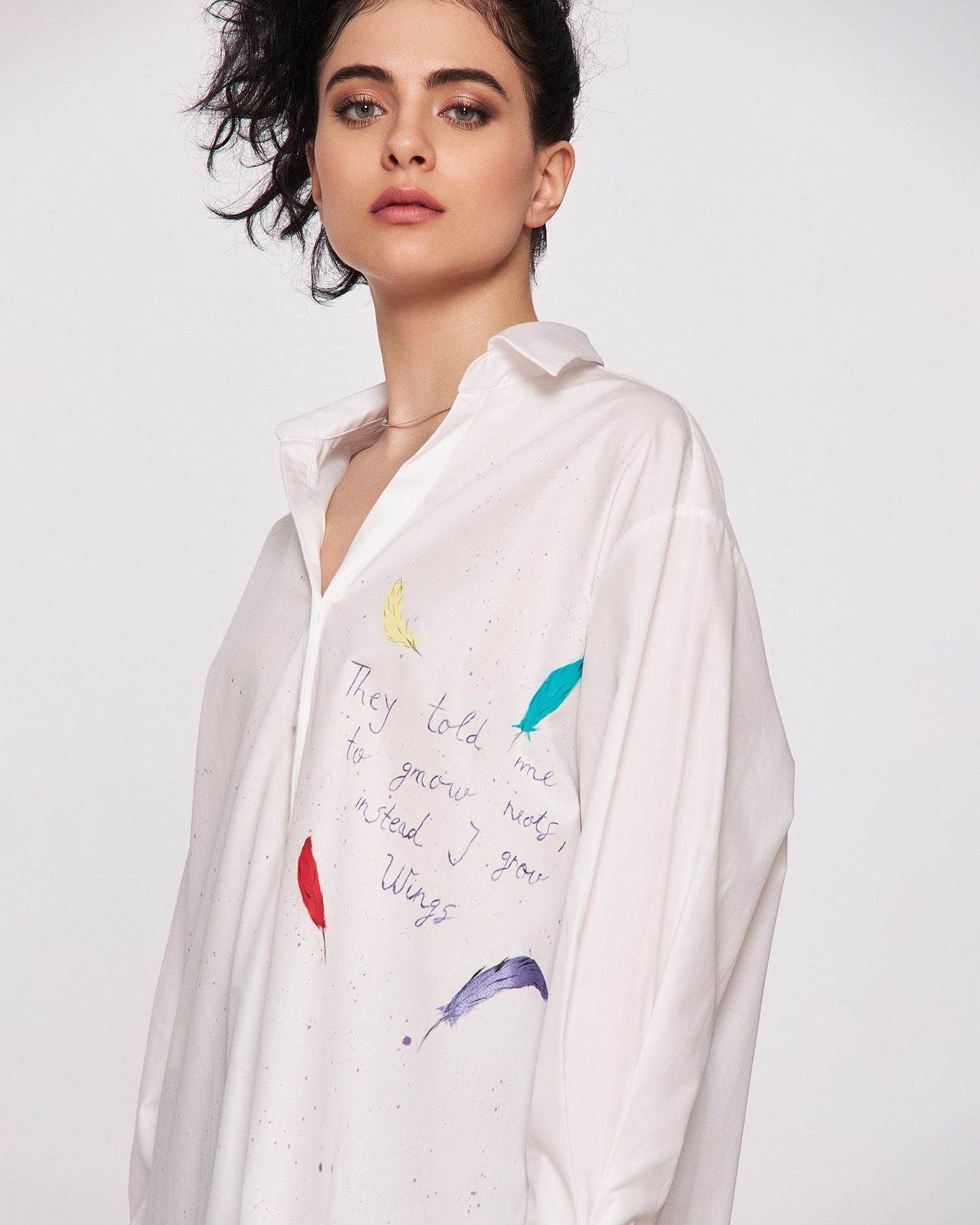 Open back shirt "Angel wings in colors"