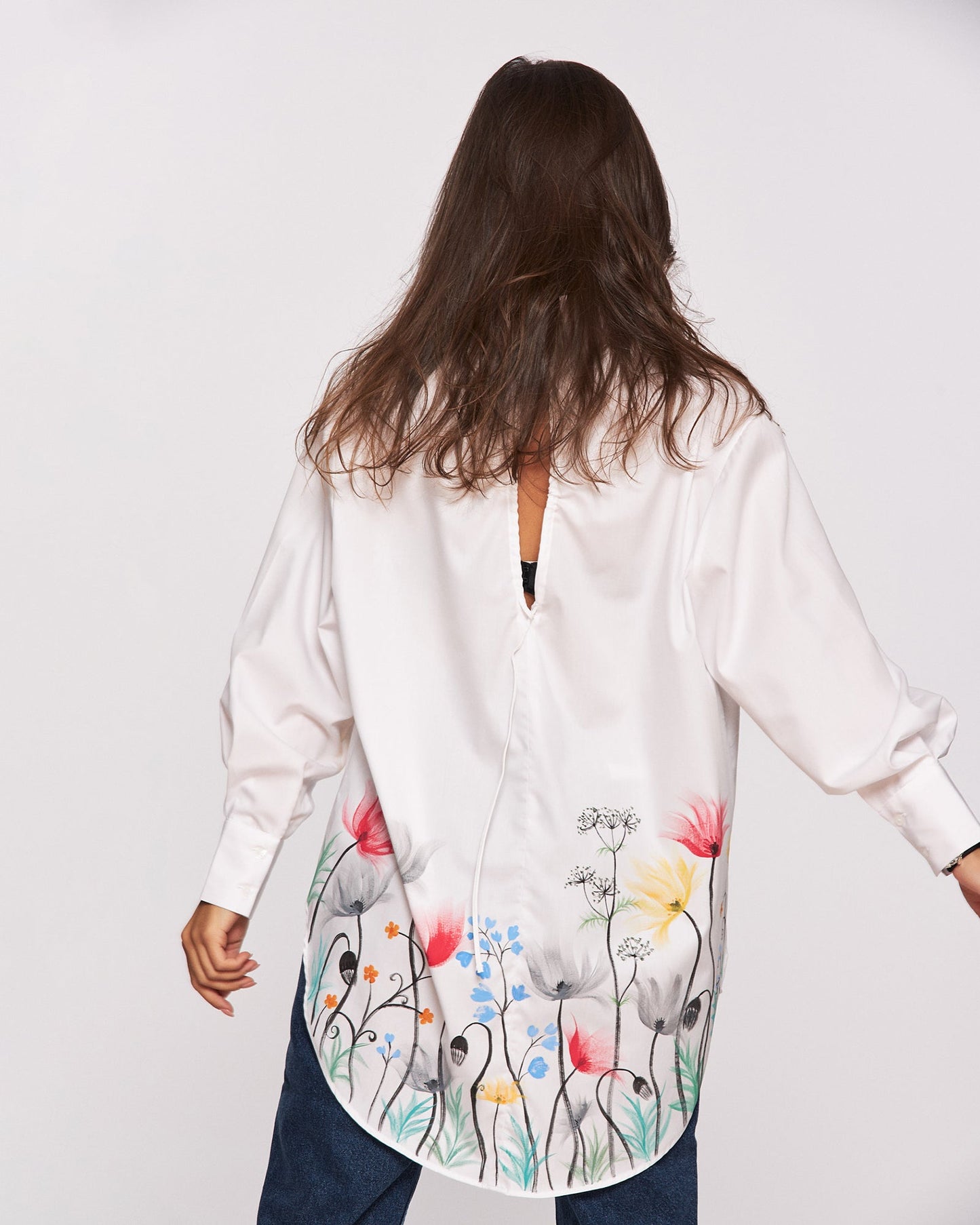 Women's open back shirt "The land of flowers"