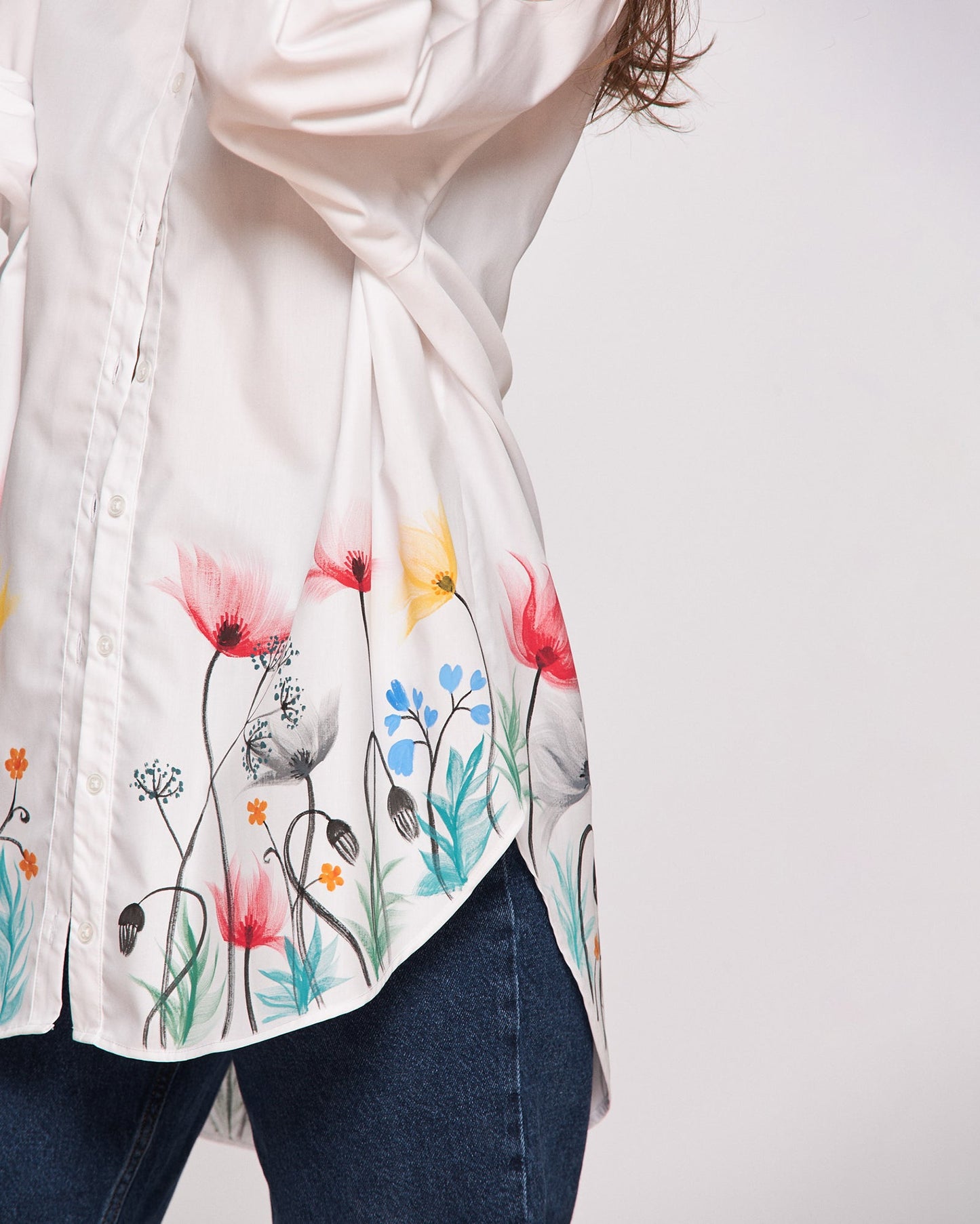 Women's open back shirt "The land of flowers"