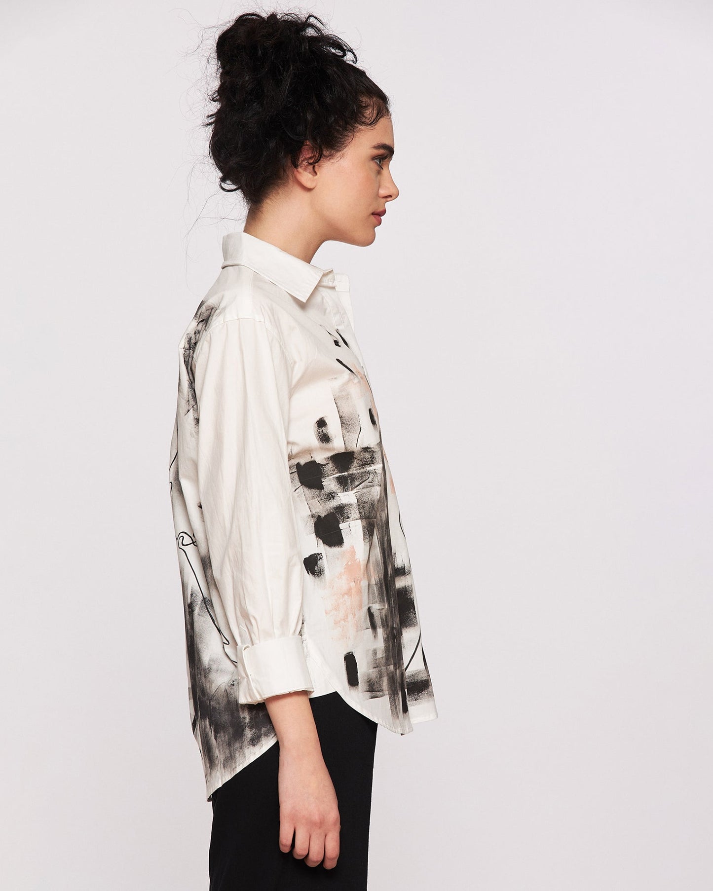 Hand-painted women's shirt "The touch of nature"