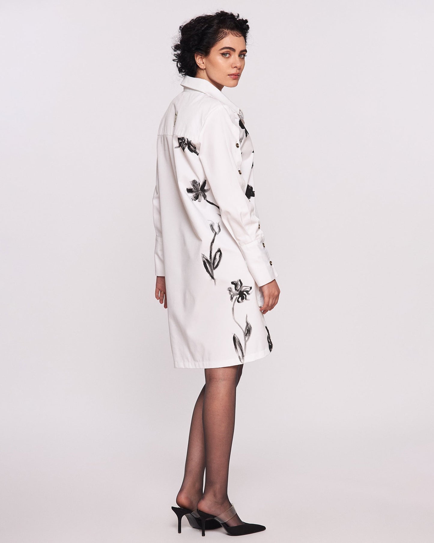 Rochie cămașă damă unicat "Monochrome Flowers"