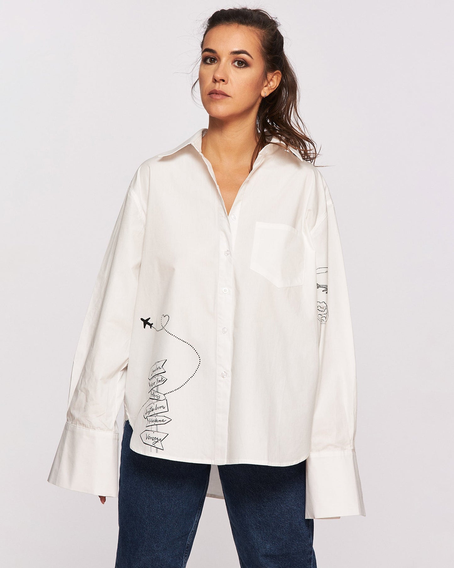 Oversized women's shirt "Fly me to Paris"