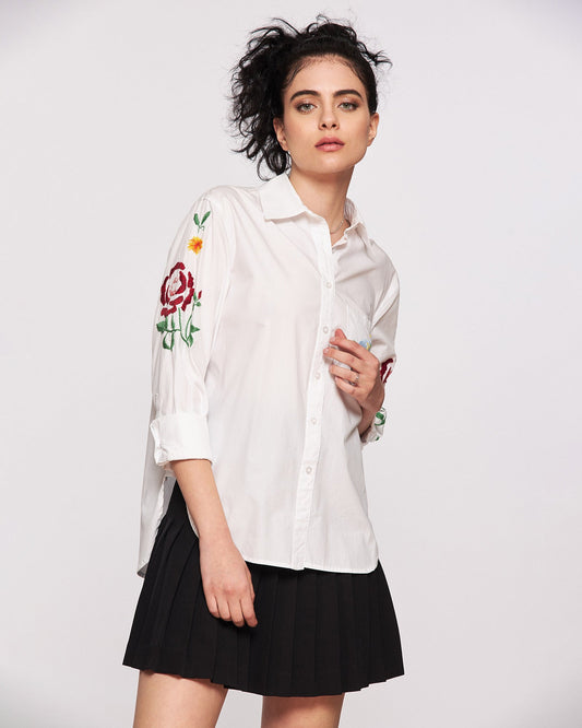 Hand-embroidered women's shirt "Romance"