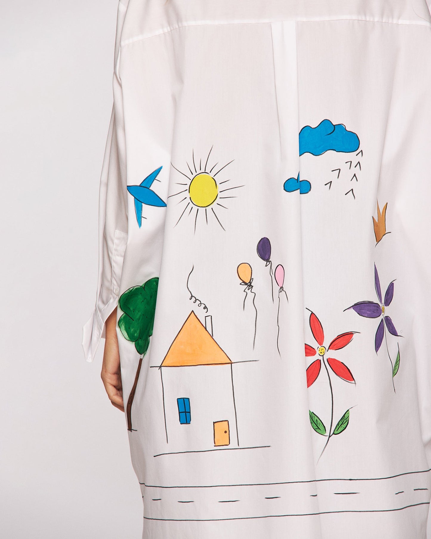 Hand painted women's shirt "Home sweet home"