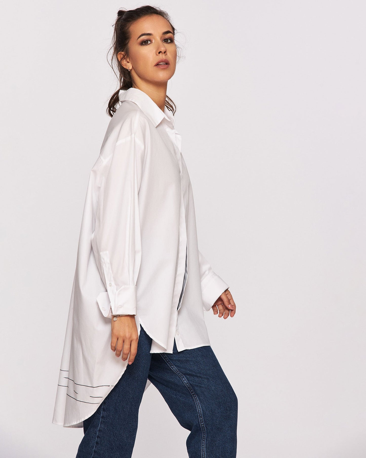 Hand painted women's shirt "Home sweet home"