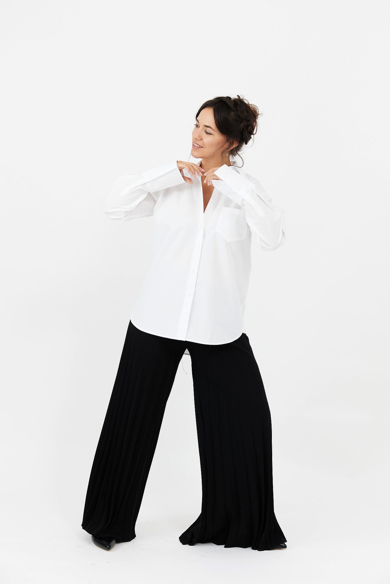 Cămașă damă oversized cu patch-uri "Artefact artist"