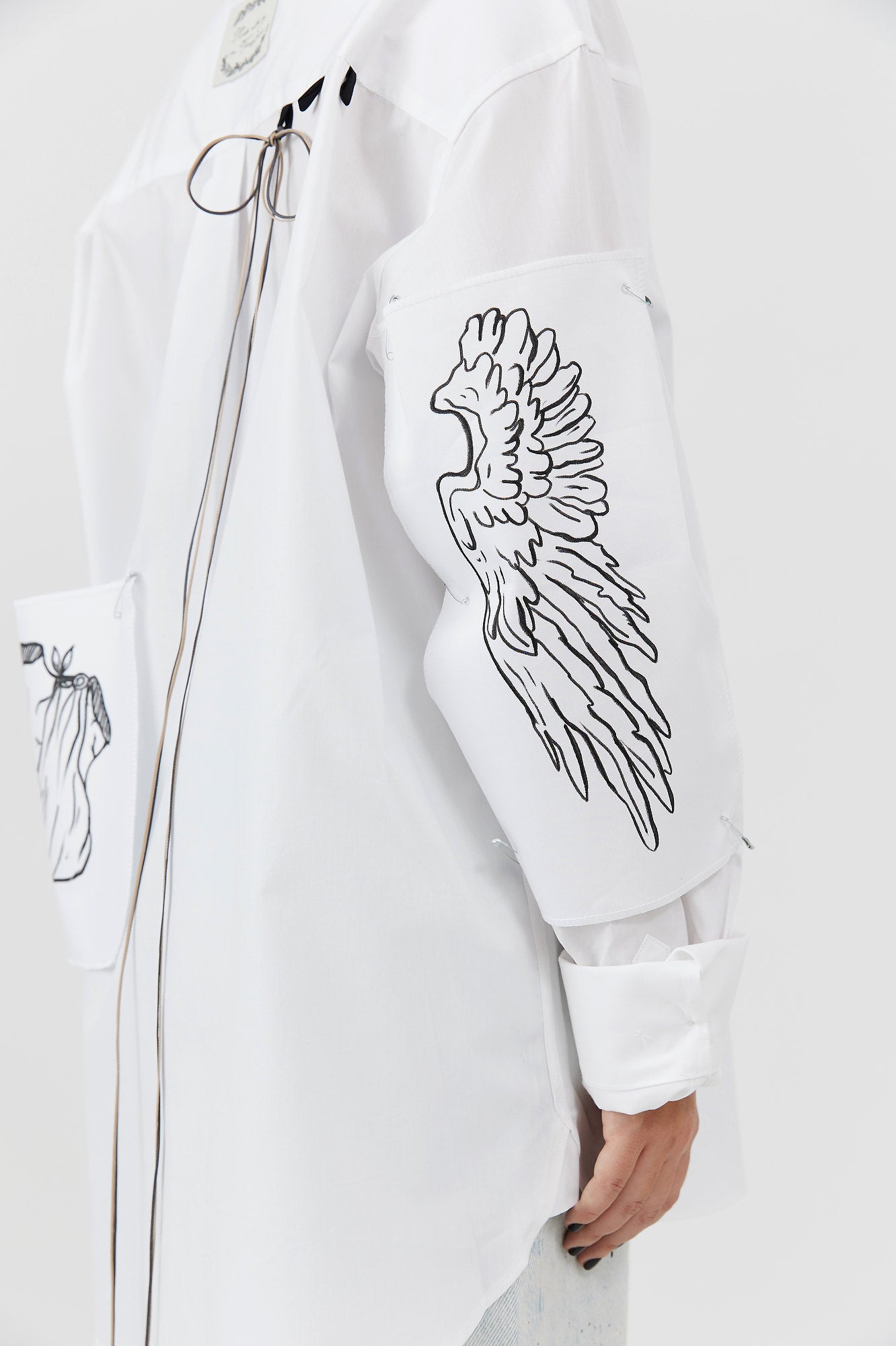 Cămașă damă oversized cu patch-uri detașabile și accesorii "Wing"