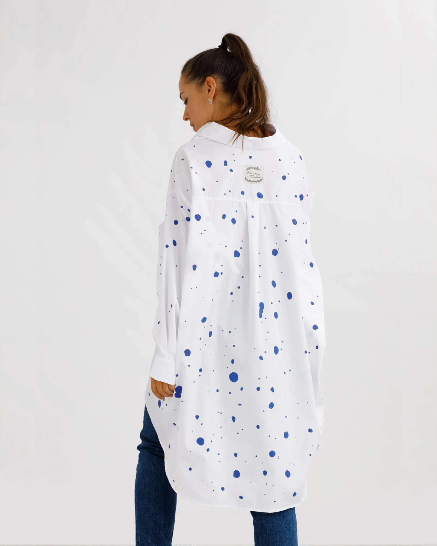 Women's open back shirt "Joy"