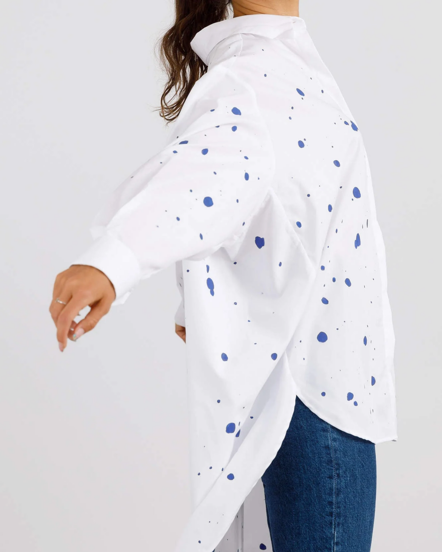 Women's open back shirt "Joy"