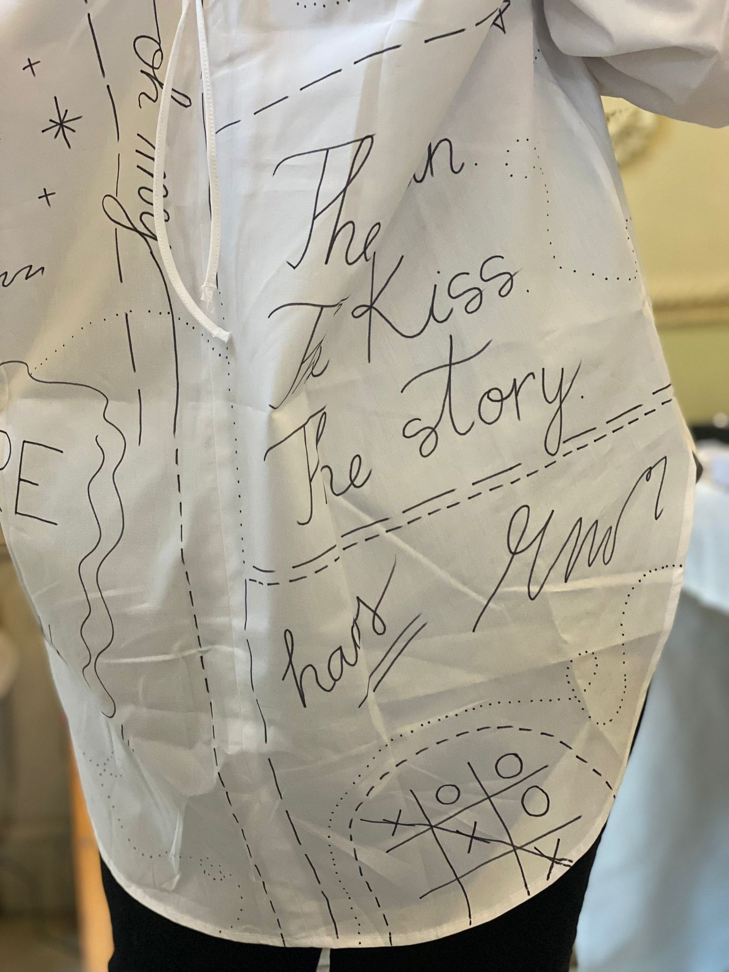 Women's open back shirt "What's your story?"