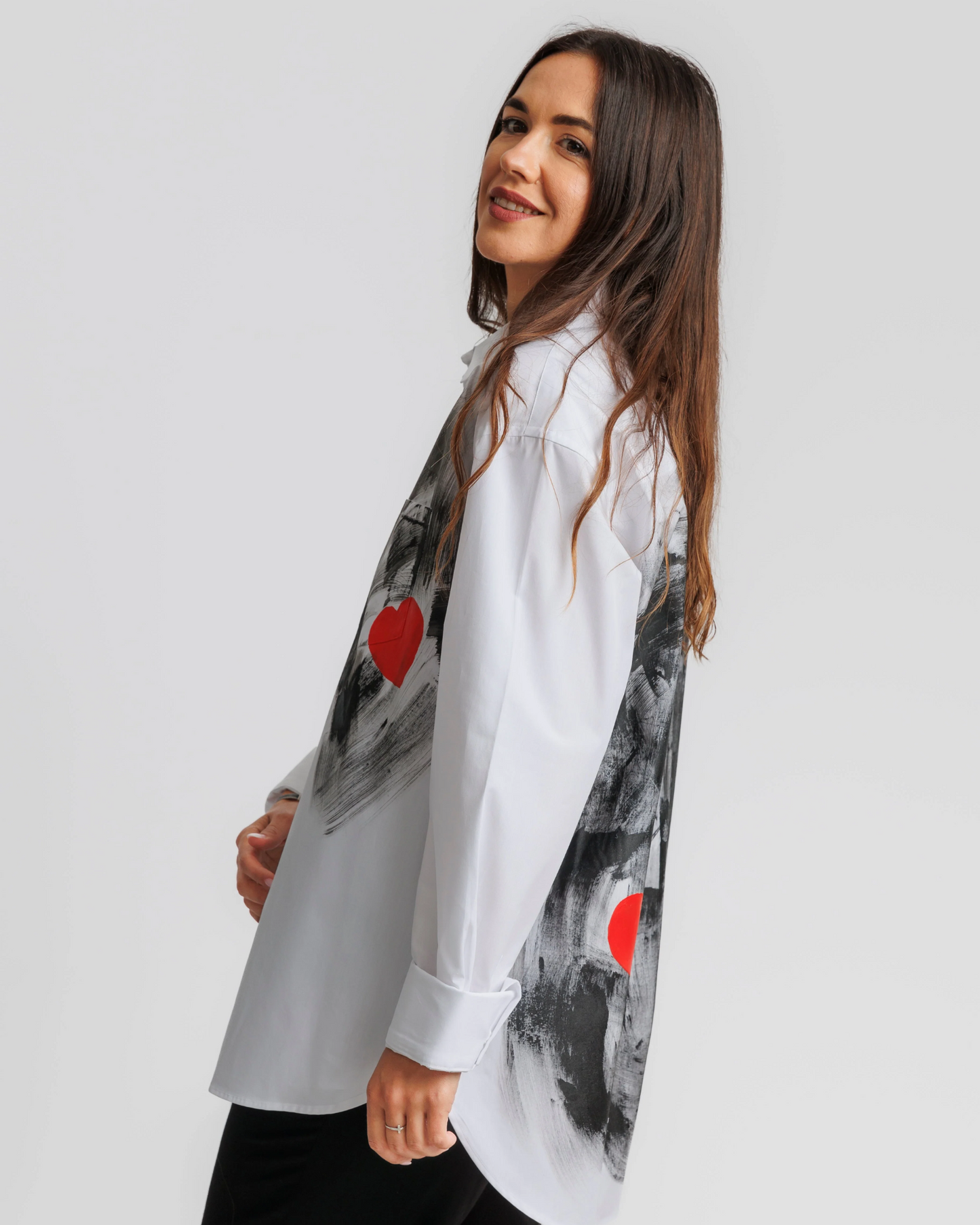 Cămașă damă pictată manual "Abstract Love"