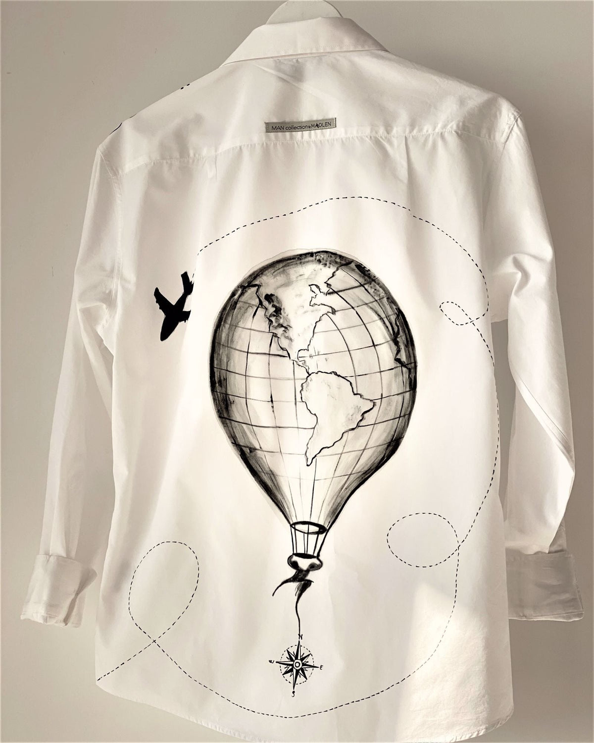 Hand-painted men&#39;s shirt &quot;Around the world&quot;