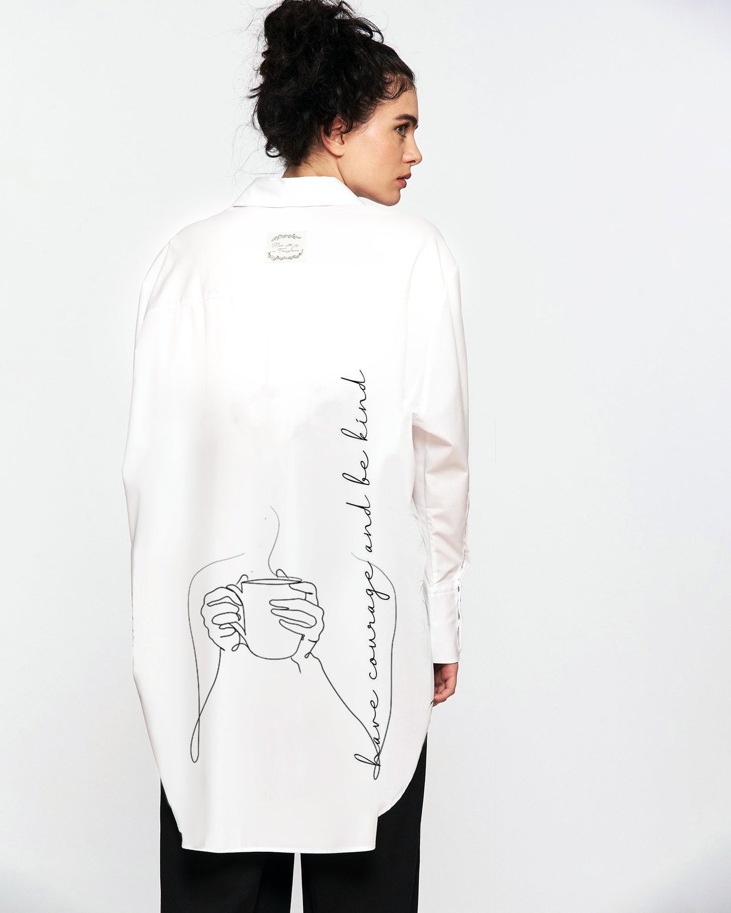 Women's oversized shirt "Travel girl"