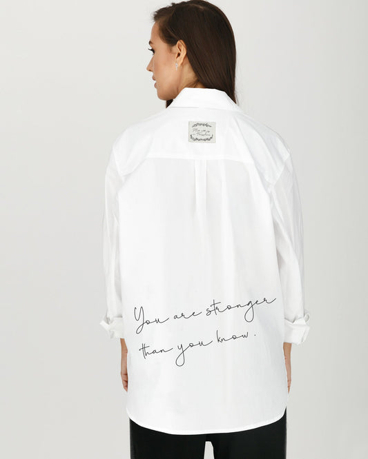 CĂMAȘĂ DAMĂ OVERSIZED PERSONALIZATĂ "YOU ARE STRONGER"