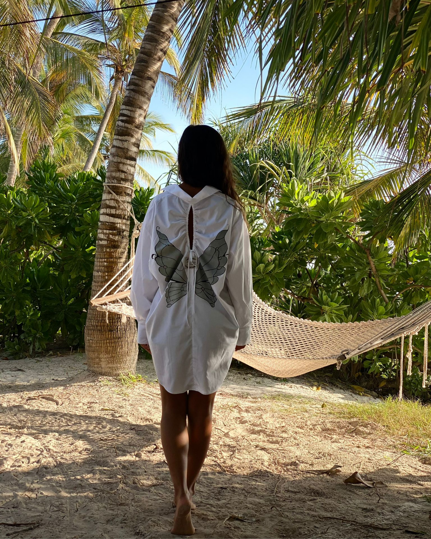 Women's open back shirt "Joy"